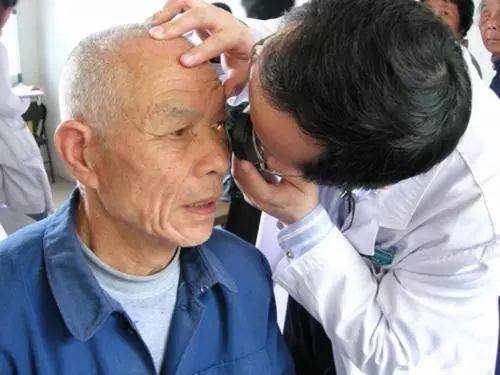 佩戴老花鏡需要注意什么？